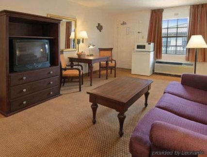 Baymont By Wyndham San Antonio Near Lackland Afb *