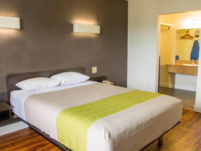 Hotel Baymont By Wyndham San Antonio Near Lackland Afb *