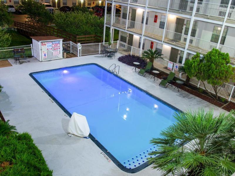 Hotel Baymont By Wyndham San Antonio Near Lackland Afb San Antonio