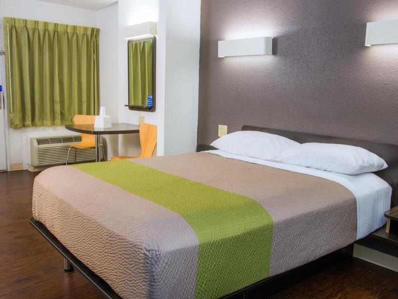Baymont By Wyndham San Antonio Near Lackland Afb * San Antonio
