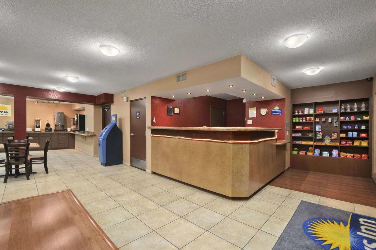 Hotel Baymont By Wyndham San Antonio Near Lackland Afb