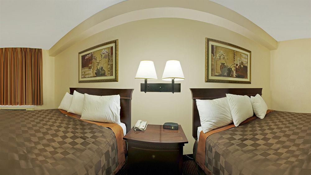 Hotel Baymont By Wyndham San Antonio Near Lackland Afb *